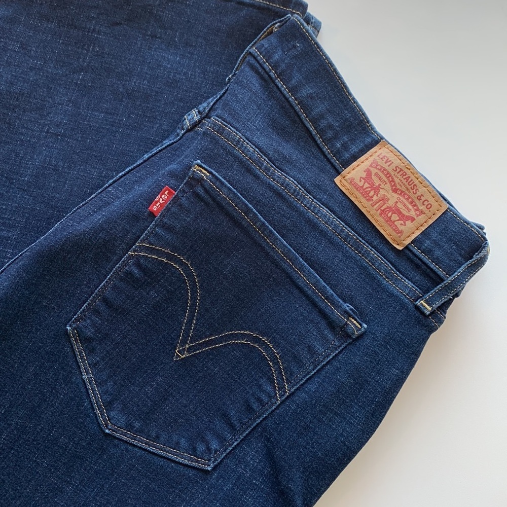 Levi - Classic bootcut,‎ 14, dark wash, flare leg - Picture 6 of 6